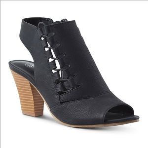 Denver Hayer Chloe Stacked Cone Heels Size 8 NEW